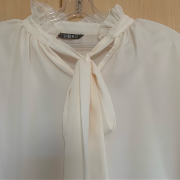 Women’s white chiffon blouse, Large - Picture 2 of 10